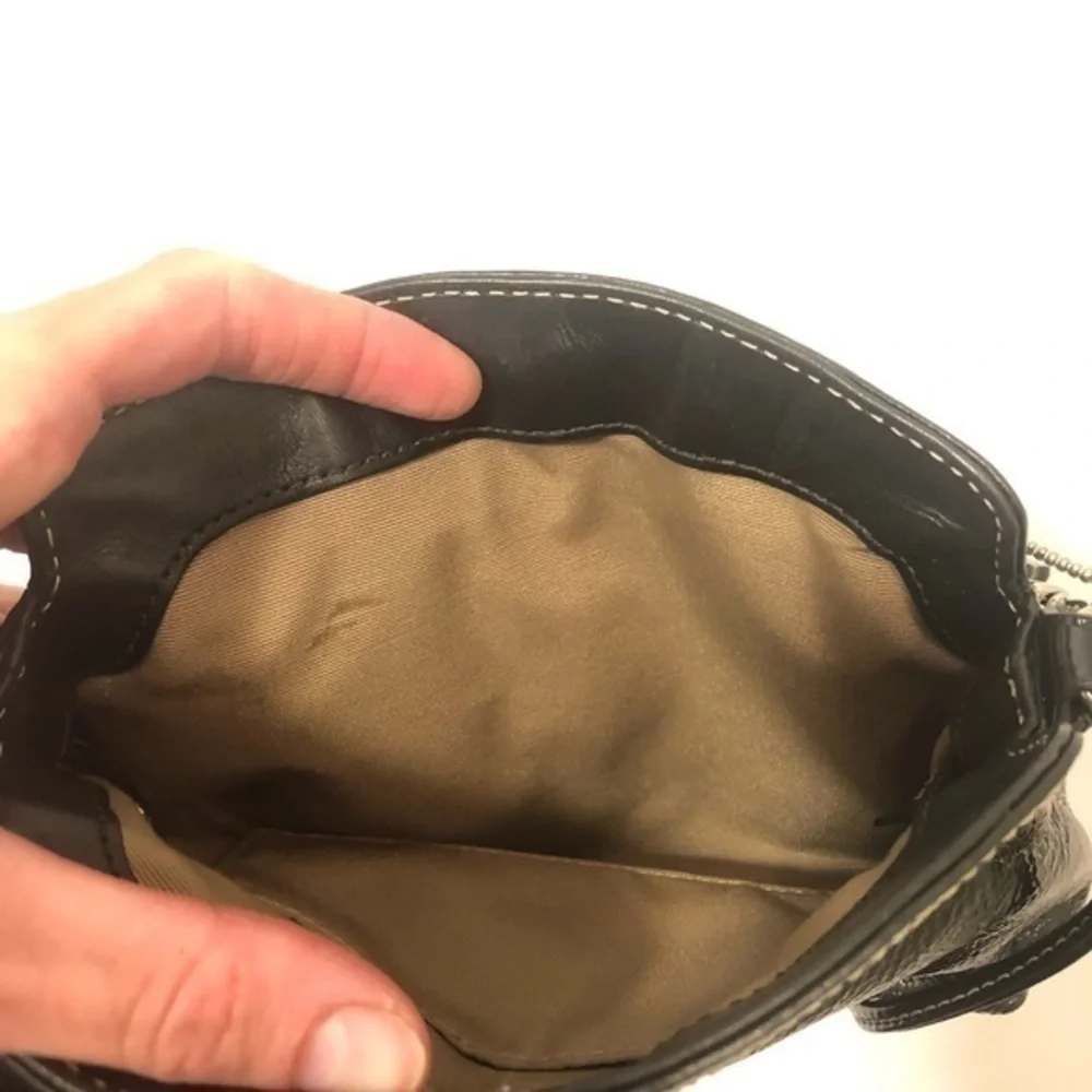 Coach vintage y2k black patent leather mini wristlet bag